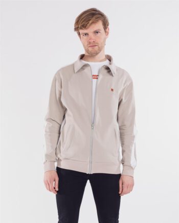 Degree-Clothing-S2020-ADRIA_19201-1